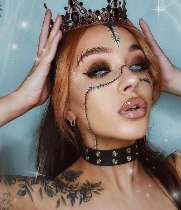 Halloween contact lenses