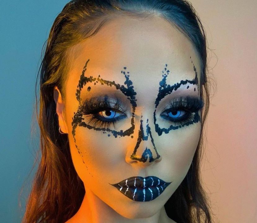 halloween contact lenses