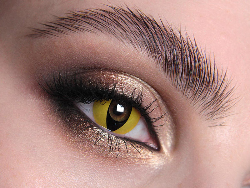 Yellow contact lenses