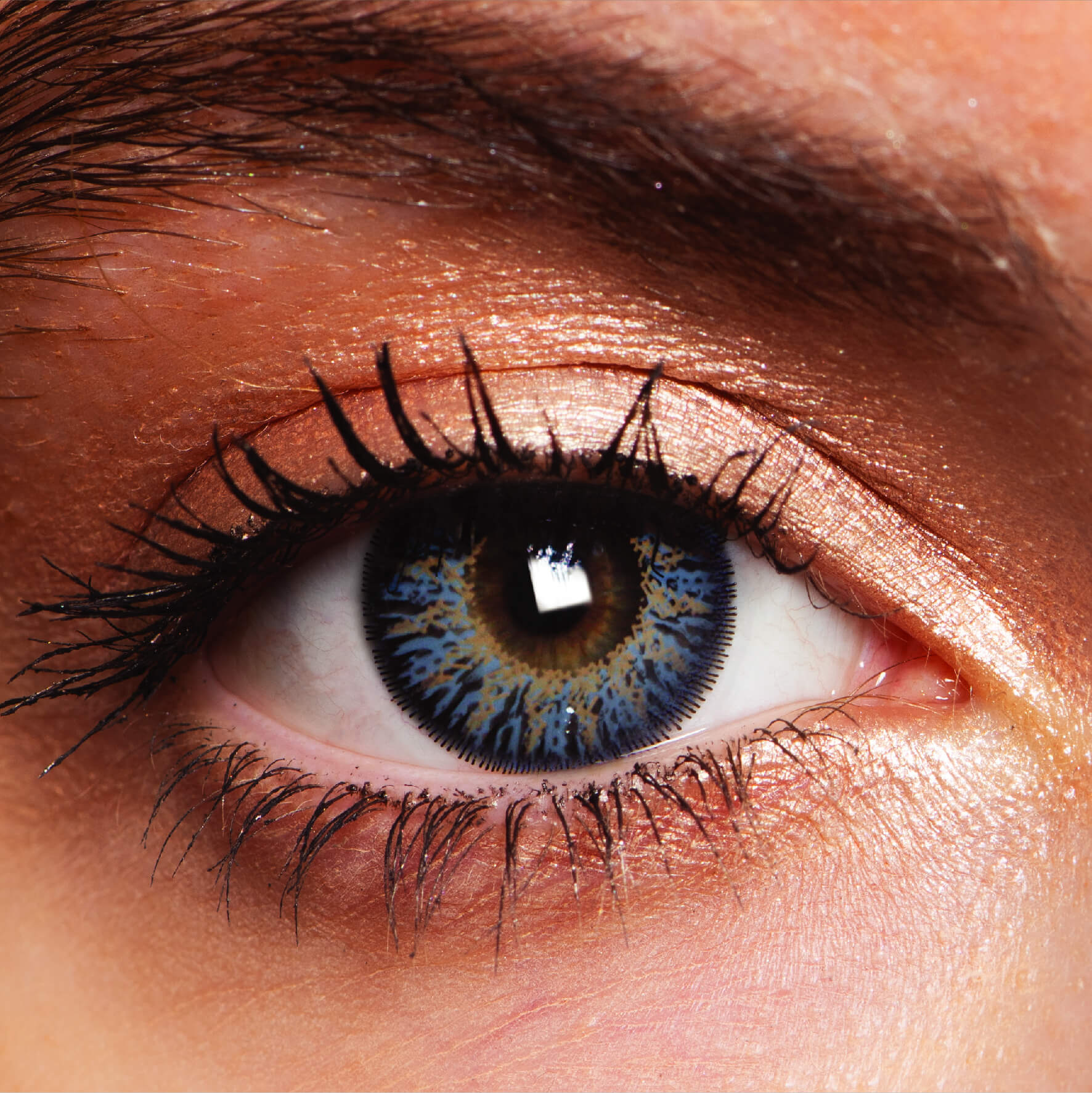 Crystal Blue Natural Coloured Contact Lenses