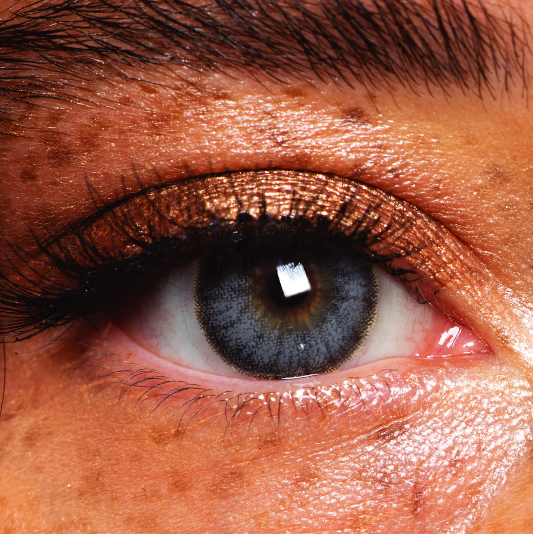 Coloured Contact Lenses