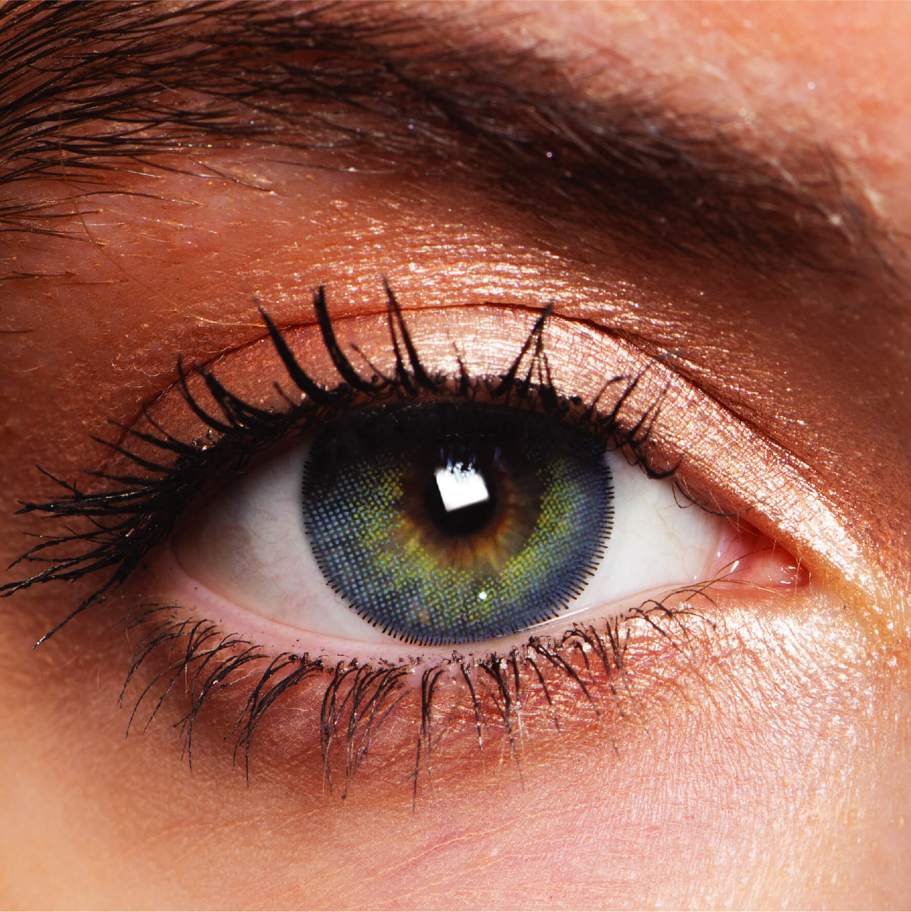 Coloured Contact Lenses